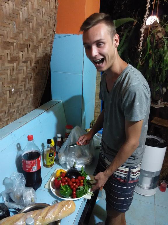 Bricks And Bamboo Hostel อันจูนา ภายนอก รูปภาพ